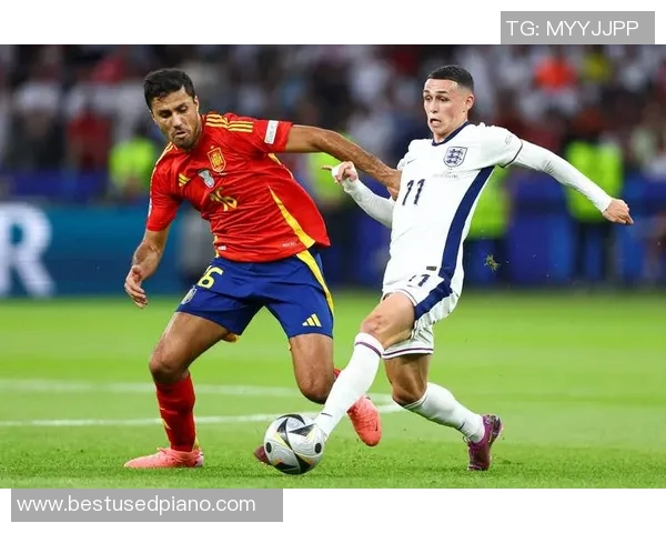 足球球星脖子长引发热议网友纷纷讨论究竟是天生遗传还是训练的成果