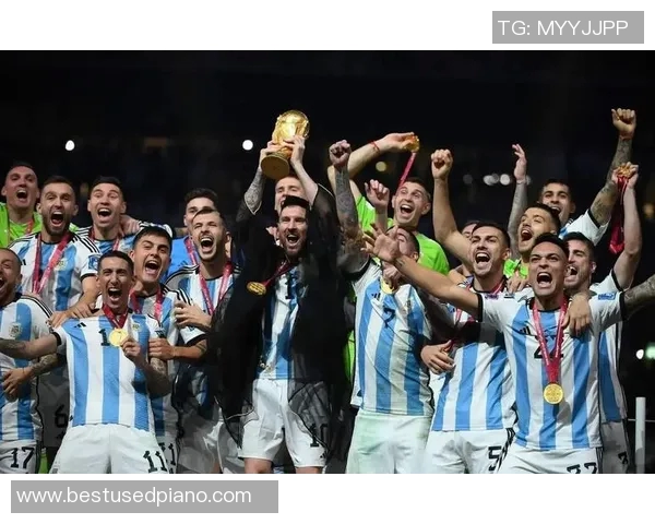 阿根廷足球传奇球星的辉煌历程与成就回顾